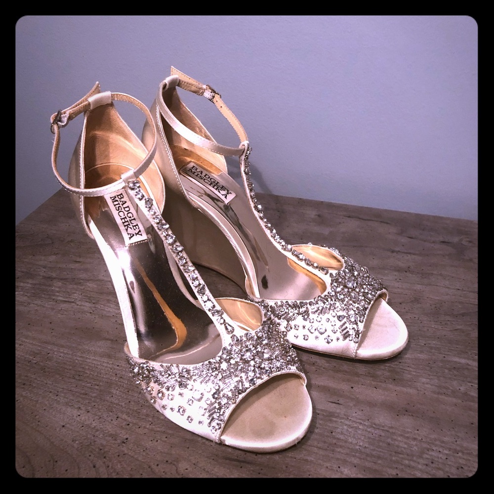 Badgley Mischka “Sarah” Wedges